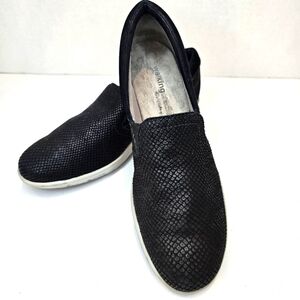 Walking Cradles "Orleans" Snake Printed Nubuck Dual Sneakers Women's Size 8